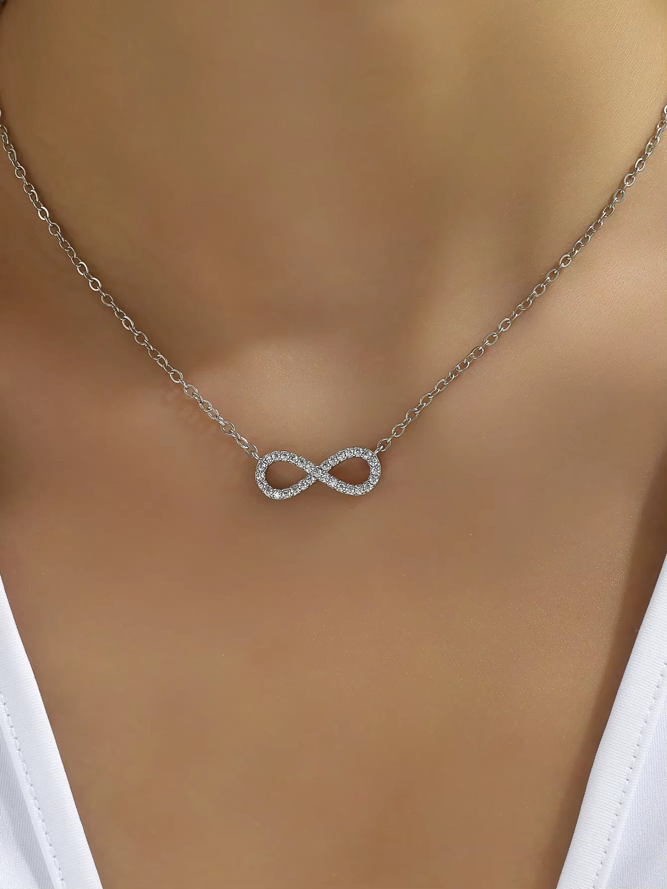 Elegant Infinity Pendant Necklace for Women - Timeless Zircon Jewelry Gift for Any Occasion
